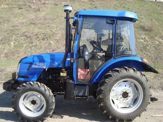 Трактор Dong Feng 504 DHLC (50 л. с.; ГУР; 4х4)